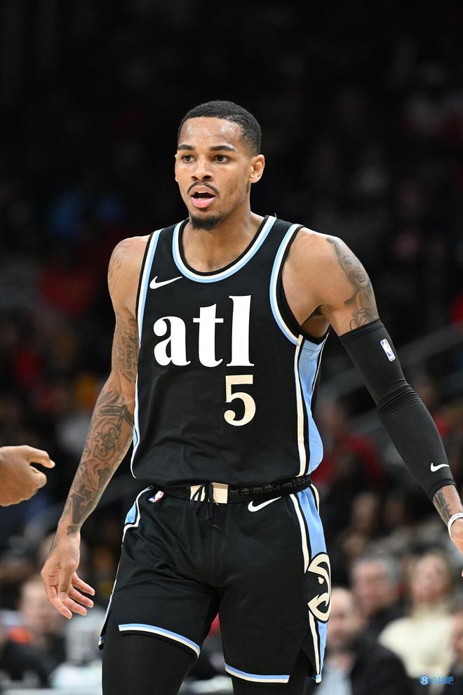 莎娃因伤缺席墨西哥表演赛推出个人品牌香水